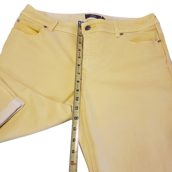 Chico’s Women’s So Slimming Girlfriend Slim Leg Ankle Jeans 1 Yellow - Picture 7 of 9